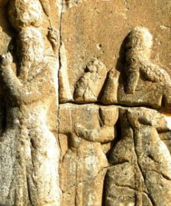 the-investiture-relief-of-Ardashir-845x321